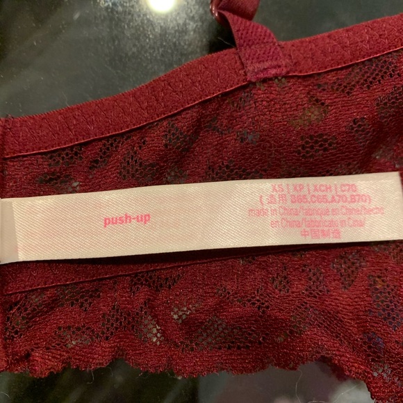 Like New Pink Victoria’s Secret Push Up Padded Bra - Picture 2 of 5